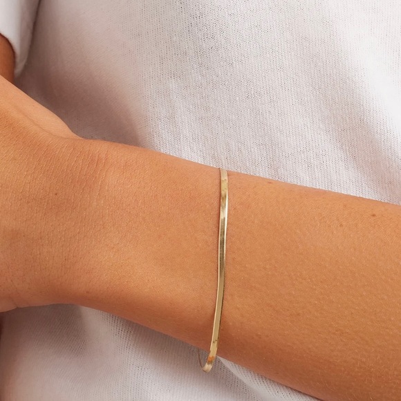 Gorjana Venice Mini Bracelet - Picture 2 of 7